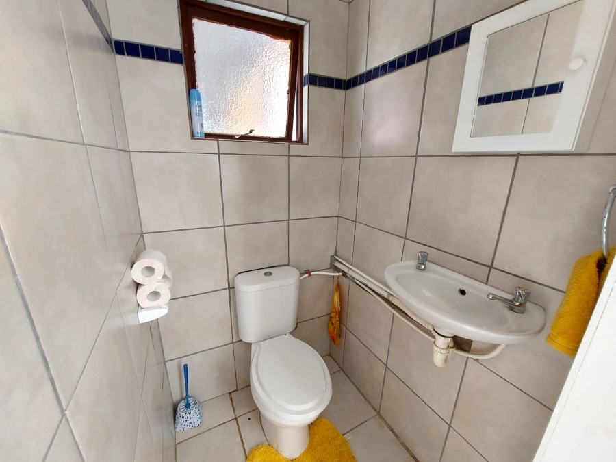 3 Bedroom Property for Sale in Van Riebeeck Hoogte Eastern Cape
